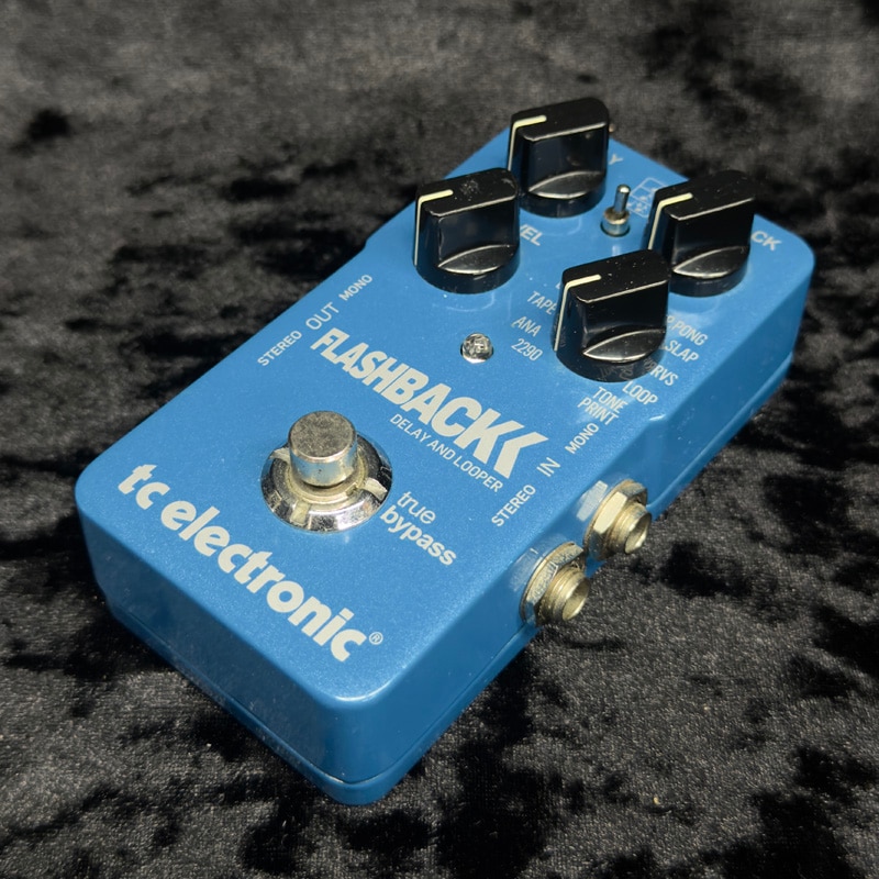 ☆中古品☆tc electronic エフェクター FLASHBACK X4 Delay & Looper