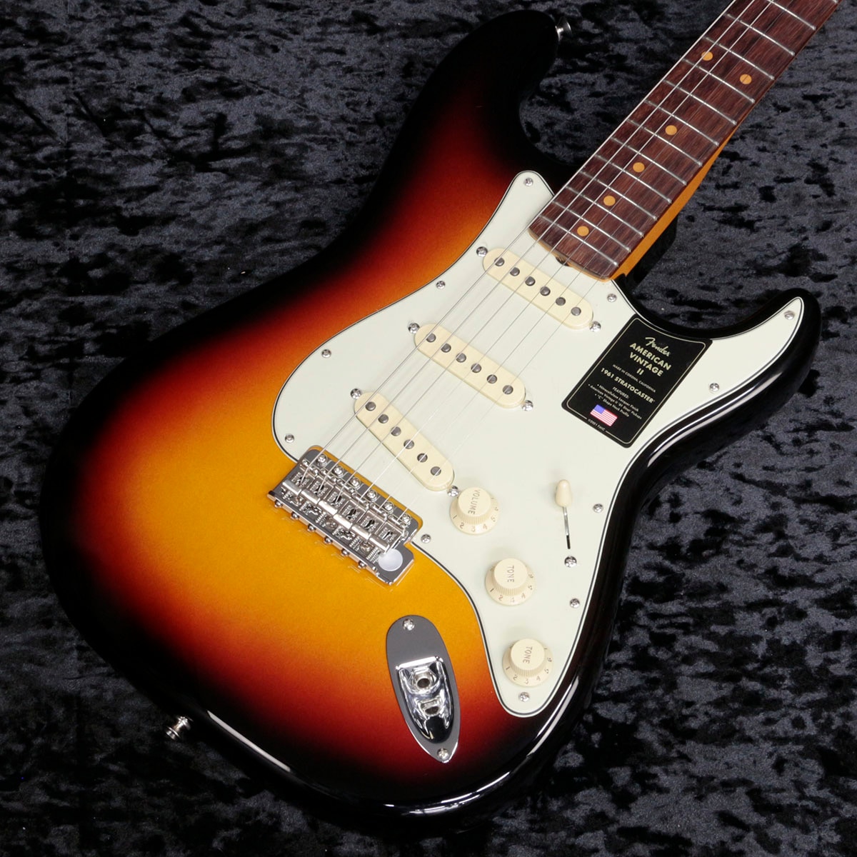 Fender USA / American Vintage II 1961 Stratocaster 3-Color Sunburst【チョイキズ特価】【新宿店】