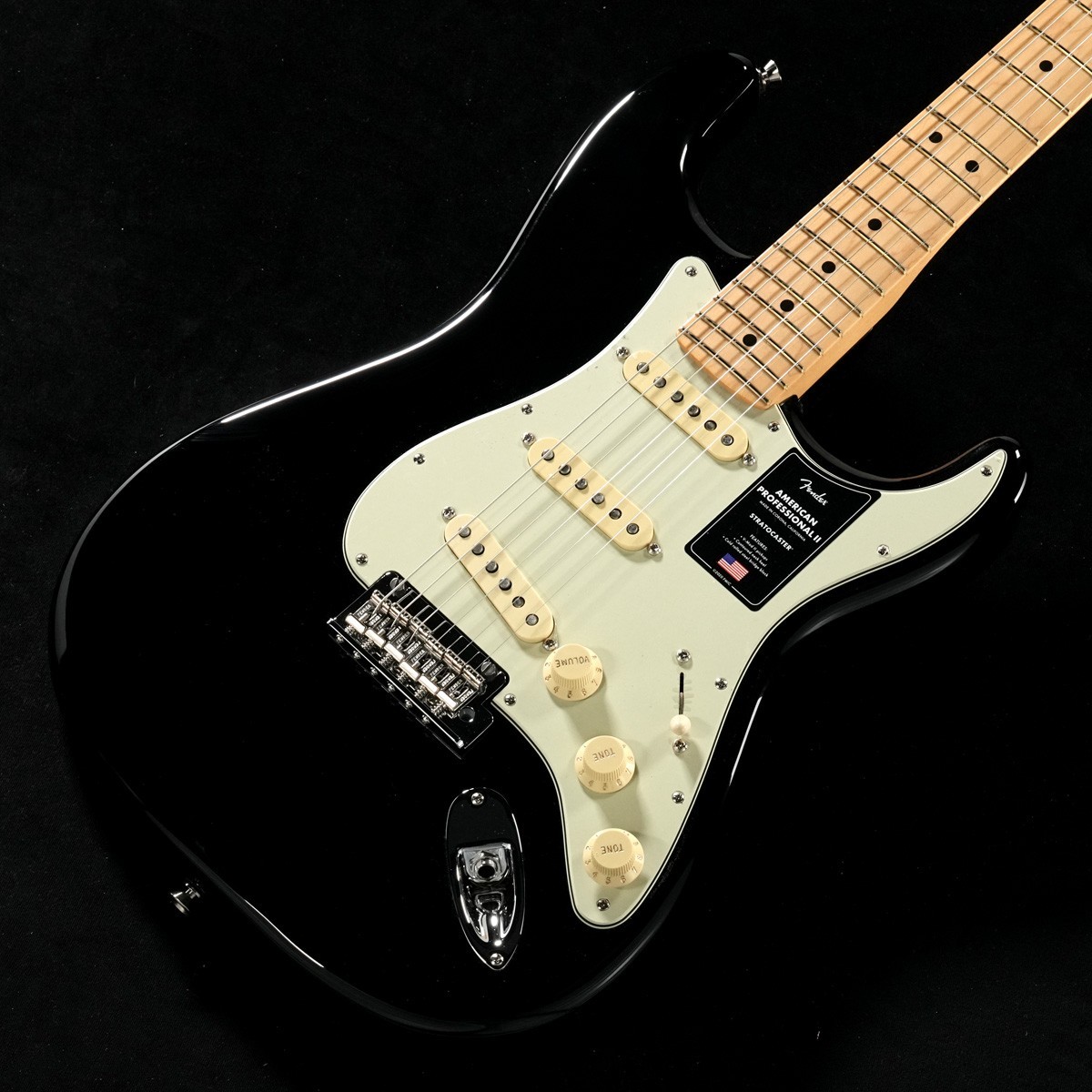 Fender / American Professional II Stratocaster Maple Fingerboard