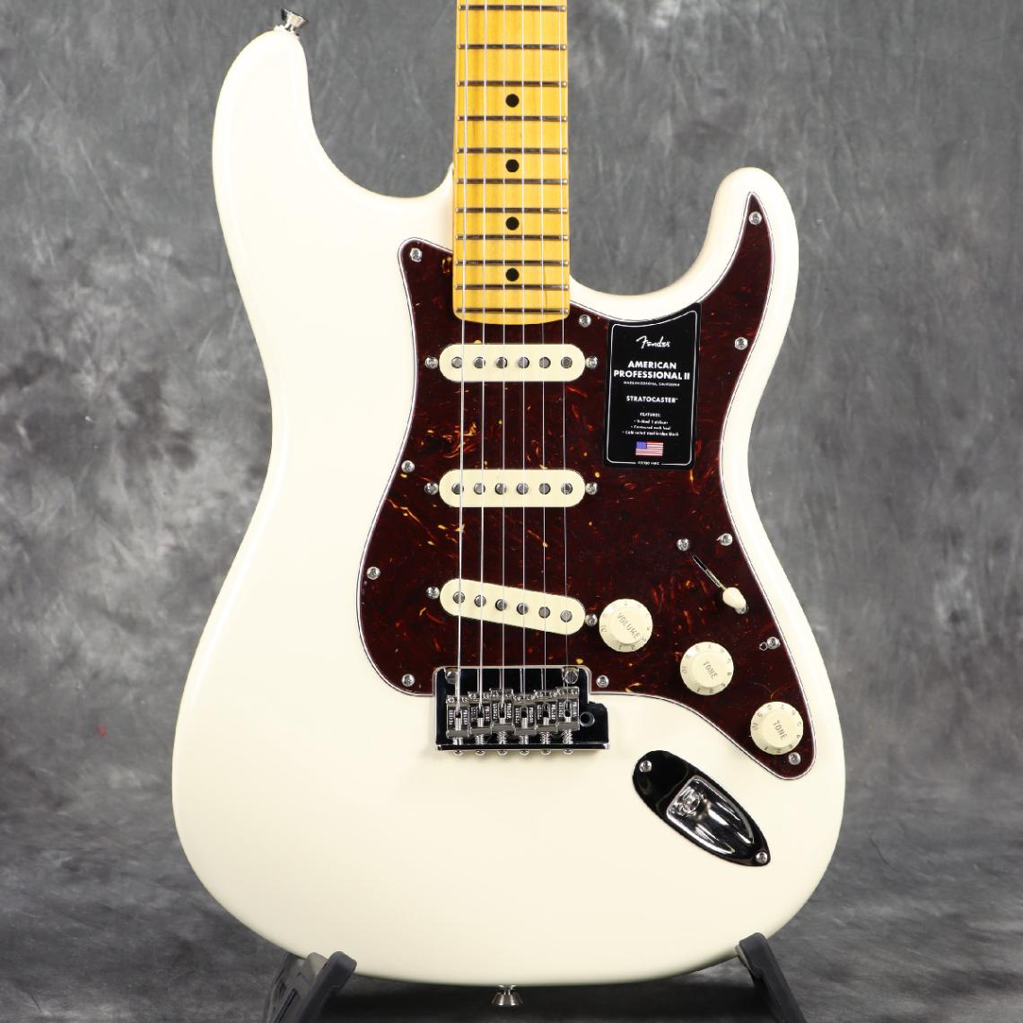 Fender/ American Professional II Stratocaster Maple Fingerboard Olympic White フェンダー【3.54kg】[S/N US24048573]
