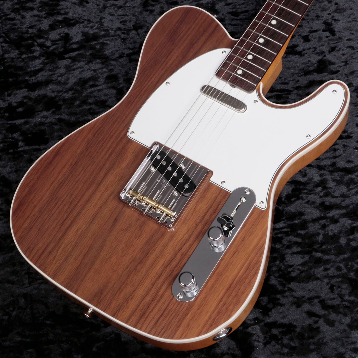 Fender / FSR MIJ Traditional 60s Custom Telecaster Walnut Top
