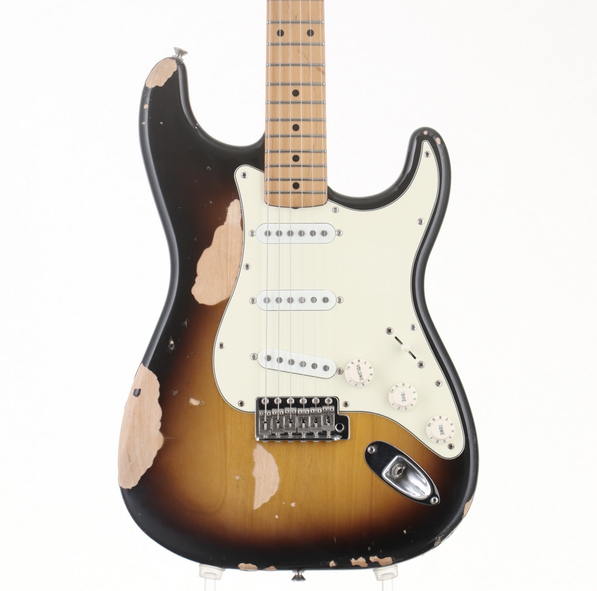 Fender (ストラトキャスタータイプ × サンバースト)の検索結果