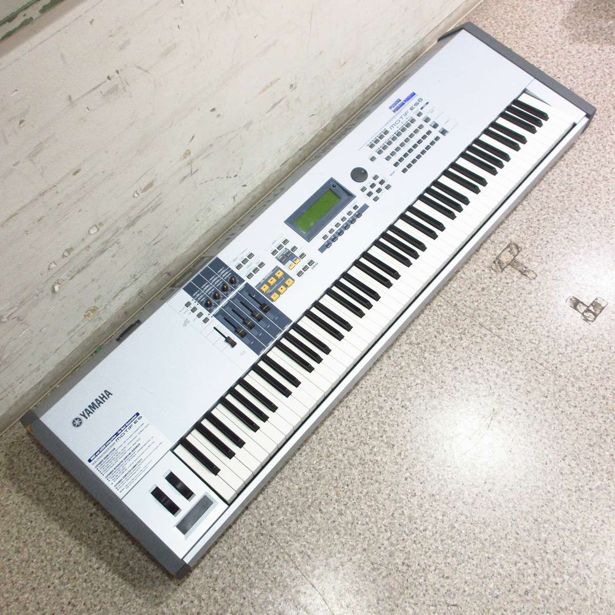 Yamaha MOTIF ES8 シンセサイザー YAMAHA MOTIF ES8 | Jam pt.1 - YouTube