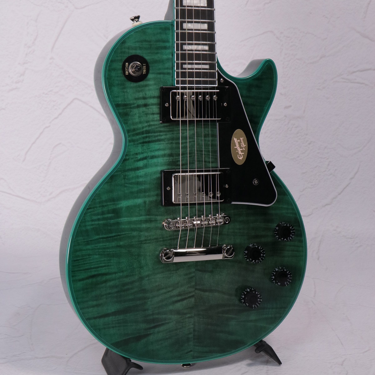 Epiphone by Gibson / Inspired by Gibson Les Paul Custom Widow