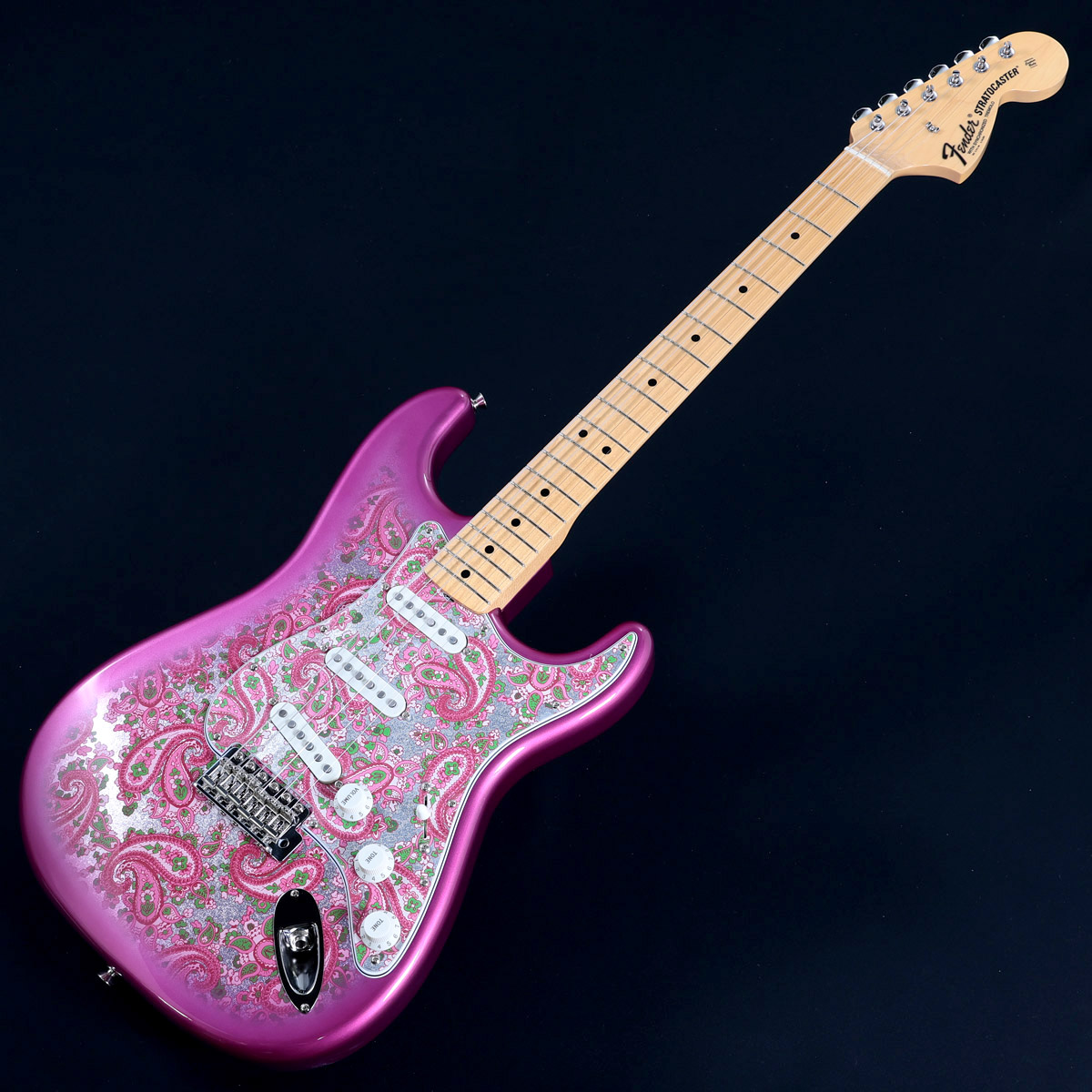 Fender / Made in Japan Limited Stratocaster Maple Fingerboard Pink