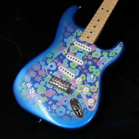 Fender / Made in Japan Limited Stratocaster Maple Fingerboard Blue Flower 【梅田店】