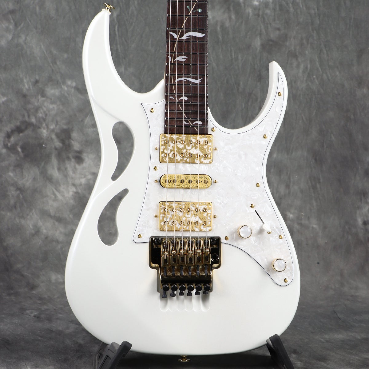 Ibanez / Steve Vai Signature model PIA3761-SLW(Stallion White