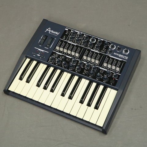中古】 ARTURIA / MiniBrute 【御茶ノ水本店】 | アナログ
