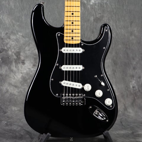 Fender / ISHIBASHI FSR Made in Japan Traditional 70s Stratocaster Maple Fingerboard Black フェンダー【3.4kg】[S/N JD25025623]