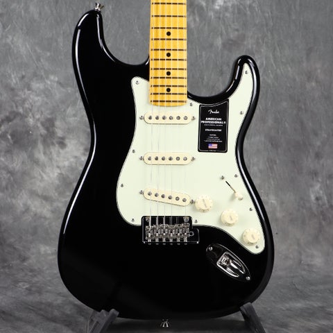 Fender / American Professional II Stratocaster Maple Fingerboard