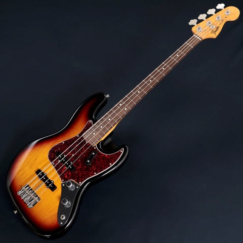 【中古】Fender USA / American Vintage 62 Jazz Bass 2Knobs 3-Color Sunburst ［4.27kg/2000年製］フェンダー 【池袋店】