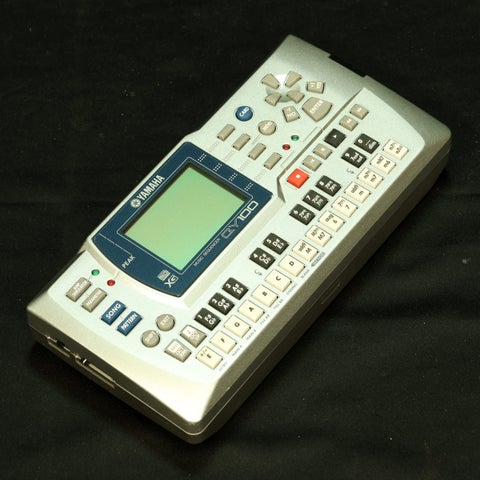 【中古】YAMAHA / QY100 【福岡店】