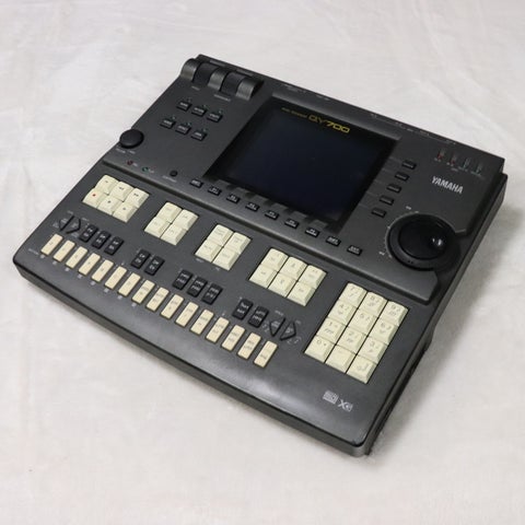 【中古】YAMAHA / QY700 【梅田店】【梅田限定！5月24日までのタイム・セール】