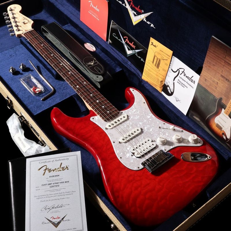 中古】FENDER CUSTOM SHOP / Custom Deluxe Stratcaster HSS NOS Trans