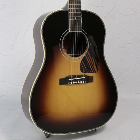 Gibson / Dealer Select J-45 Custom with Flower Inlay Vintage