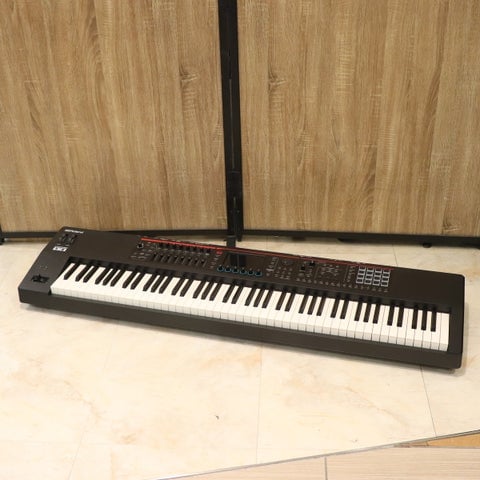 Roland fantom08 88鍵シンセサイザー Amazon | Roland ローランド/FANTOM-08【コンプリートセット！】88鍵盤