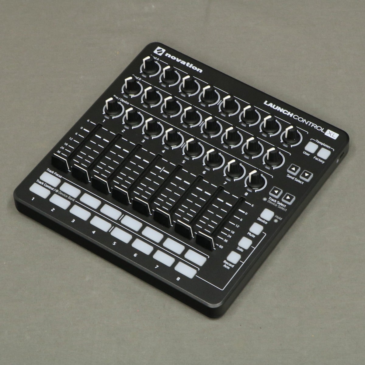 NOVATION Launch Control XL MK2 送料無料 中古】 NOVATION / LAUNCH CONTROL XL MK2 【御茶ノ水本店】 | MIDI