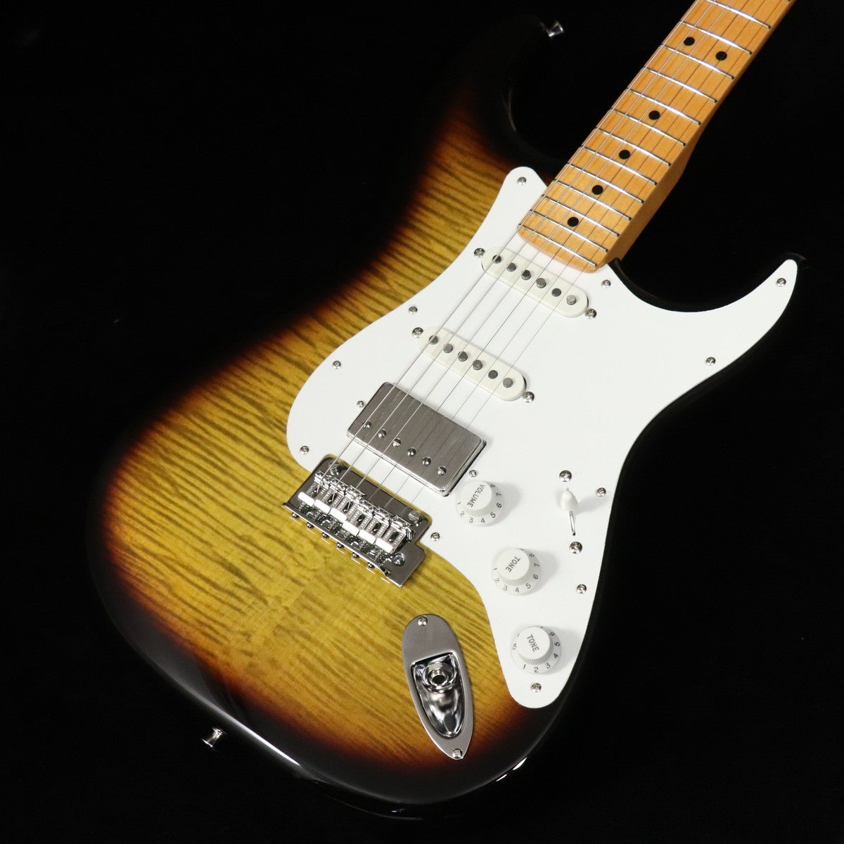 Fender / MIJ ISHIBASHI FSR Hybrid II Stratocaster HSS Flame Maple