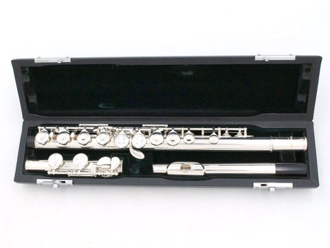 Pearl パールフルート リップ銀製 PF-521E ケース付 Eメカ付 Pearl パールフルート リップ銀製 PF-521E ケース付 Eメカ付 【公式通販】