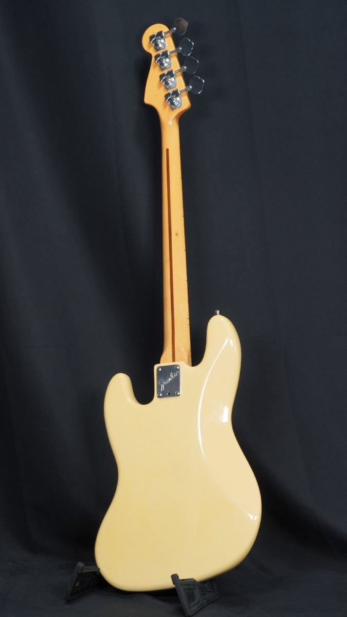 Fender Jazz Bass アイボリー 4弦　中古品 中古】FENDER / 1983年製 Jazz Bass Ivory 【御茶ノ水本店FINEST