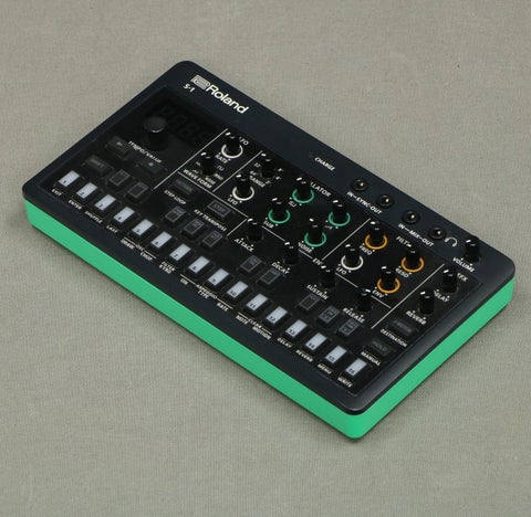 Roland S-1 Tweak Synthesizer 新品同様 中古】 ROLAND / S-1 TWEAK SYNTHESIZER 【御茶ノ水本店