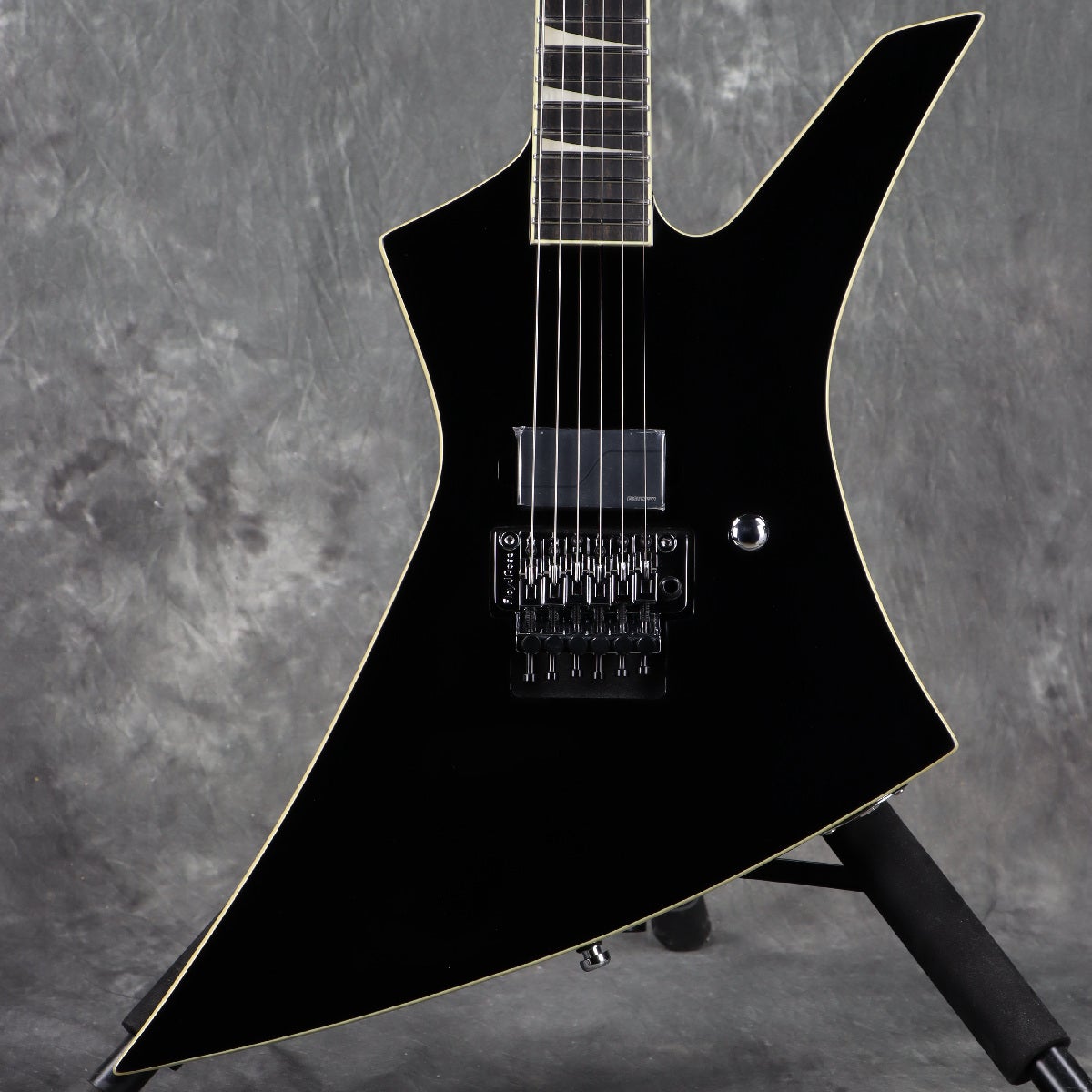 Jackson / Pro Plus Pure Metal Limited Edition Kelly KE1A Ebony