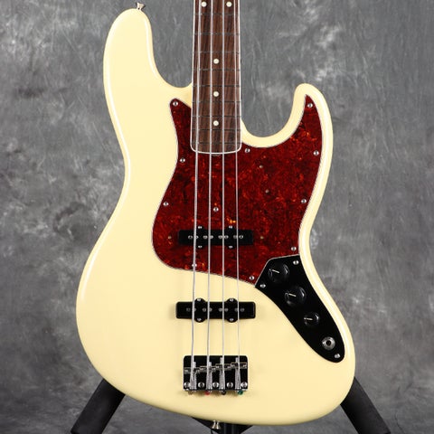 Fender / ISHIBASHI FSR Made in Japan Traditional Late 60s Jazz Bass Rosewood Fingerboard Vintage White フェンダー【4.12kg】[S/N JD25018078]