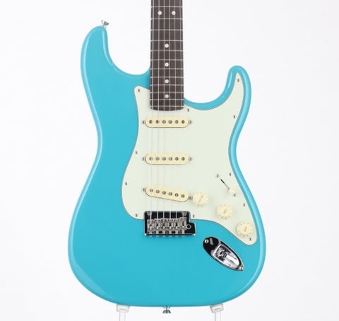 FENDER USA STRATOCASTER (エレキギター × ブルー)の検索結果