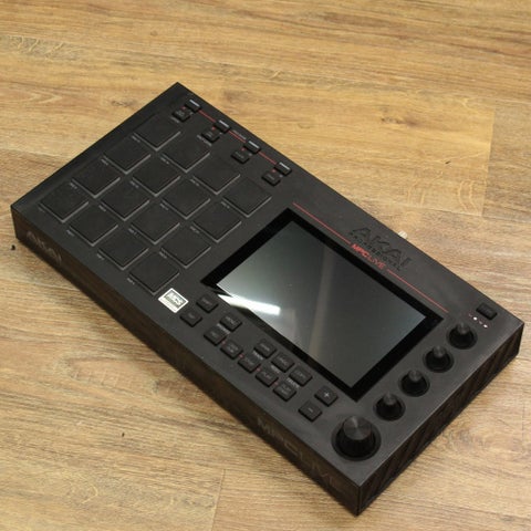MPC LIVE 数回使用の美品です。 中古】 AKAI / MPC Live 【キーボードマート新宿】【新宿店】 | リズム