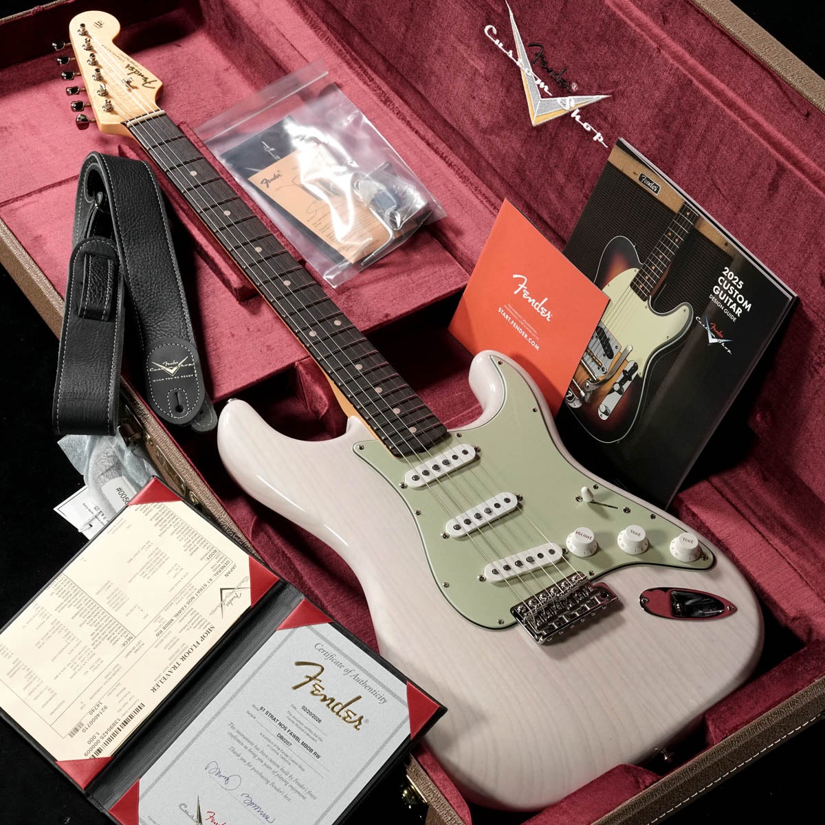 Fender Custom Shop / Master Built 1961 Stratocaster Ash NOS Faded
