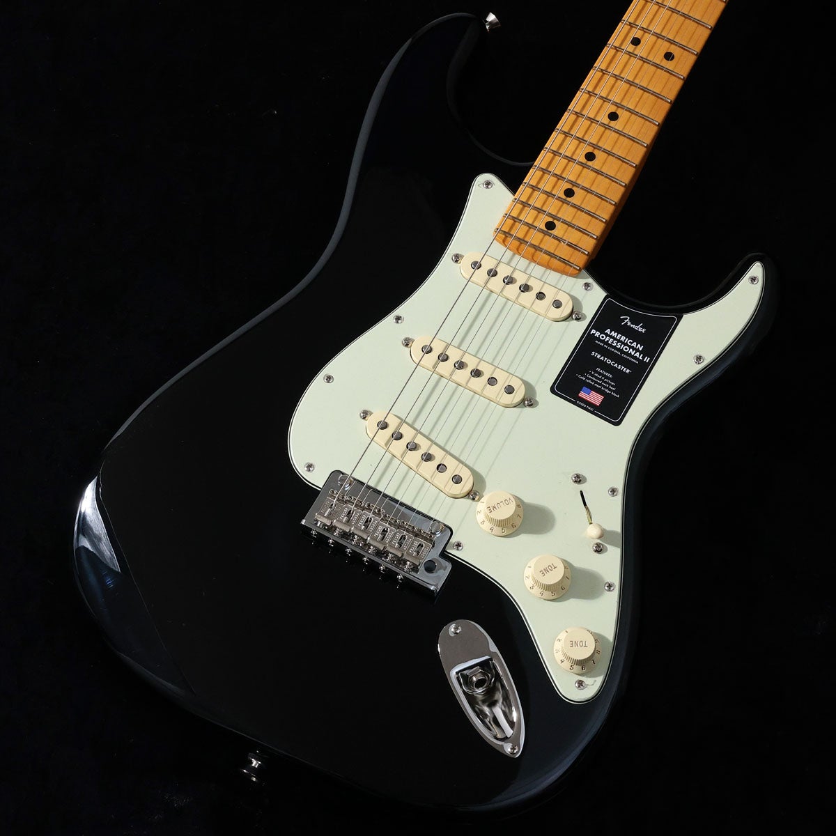 FENDER / American Professional II Stratocaster Maple Fingerboard