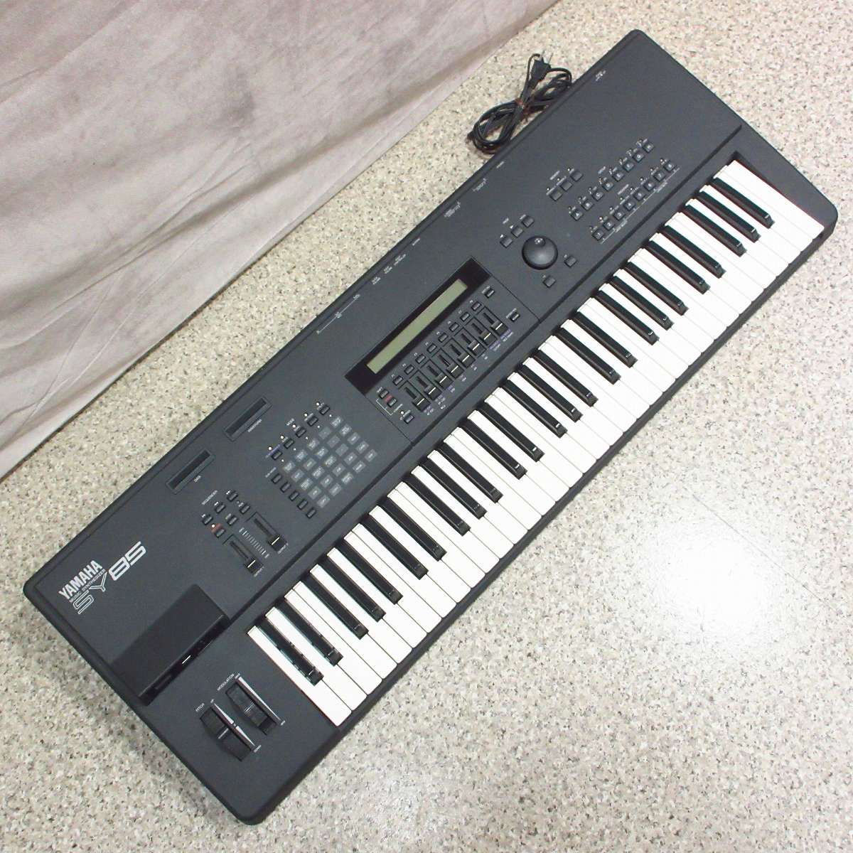 Yamaha SY85 シンセサイザー 61鍵 s-l400.jpg