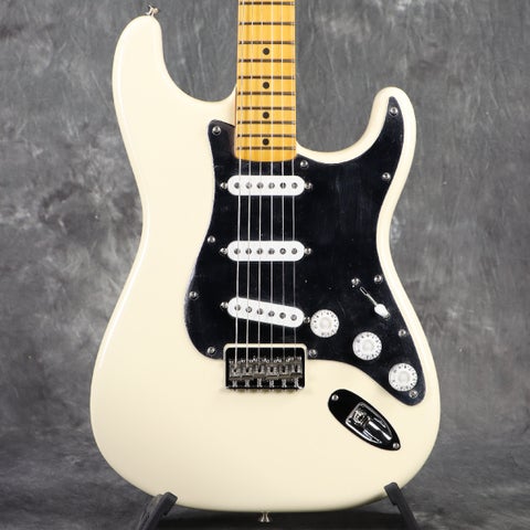 Fender / Nile Rodgers Hitmaker Stratocaster Maple Fingerboard Olympic White フェンダー ナイル・ロジャース【3.41kg】[S/N NR00921][新品特価]