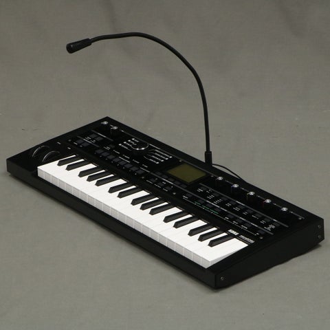 KORG M1 中古　本体＋ケースのみ　ジャンク　キーボード Korg M1 Music Workstation Synthesizer with adapter From Japan used
