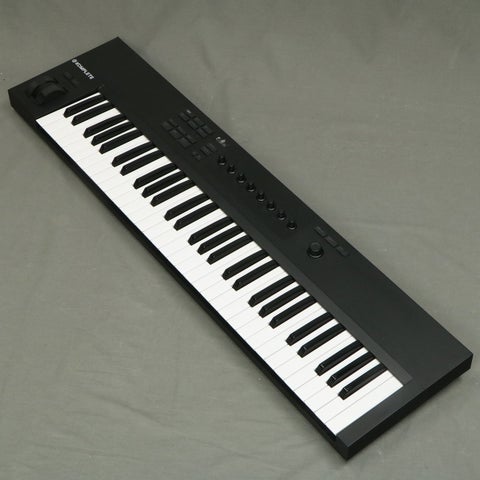 【中古】 NATIVE INSTRUMENTS / KOMPLETE KONTROL A61 【御茶ノ水本店】