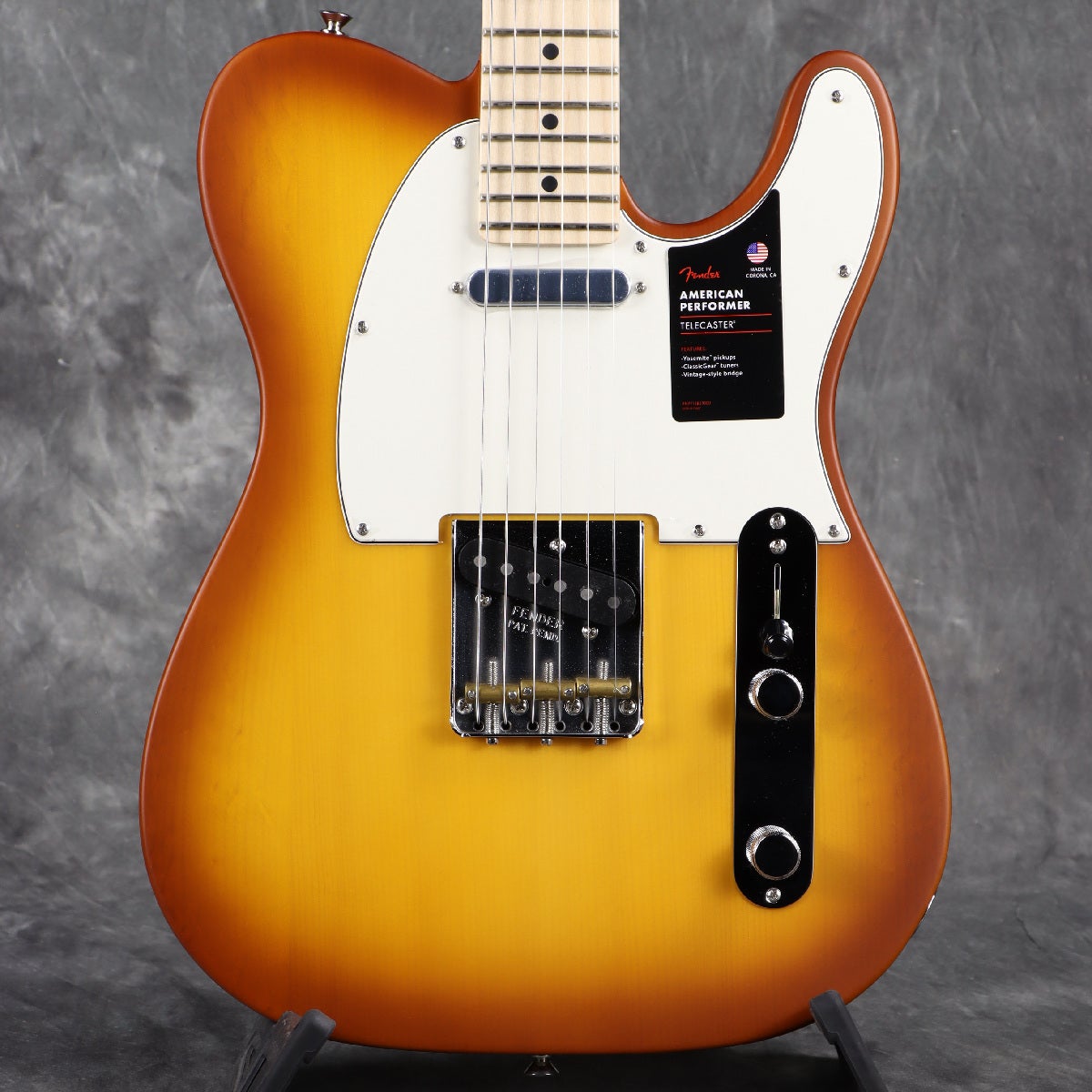Fender / FSR American Performer Spruce Telecaster Maple FB Honey