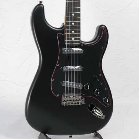ストラトキャスタータイプ × FENDER MADE IN JAPAN 他3条件)の検索結果