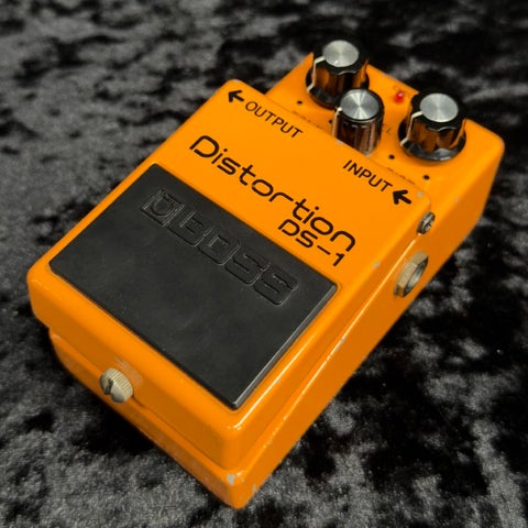 中古】BOSS / DS-1 Made in Japan / 黒スイッチ&銀ネジ 【新宿店