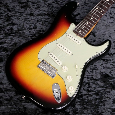 【中古】FENDER CUSTOM SHOP / 1963 Stratocaster Journeyman Relic CC H/W 3 Color Sunburst 【新宿店】