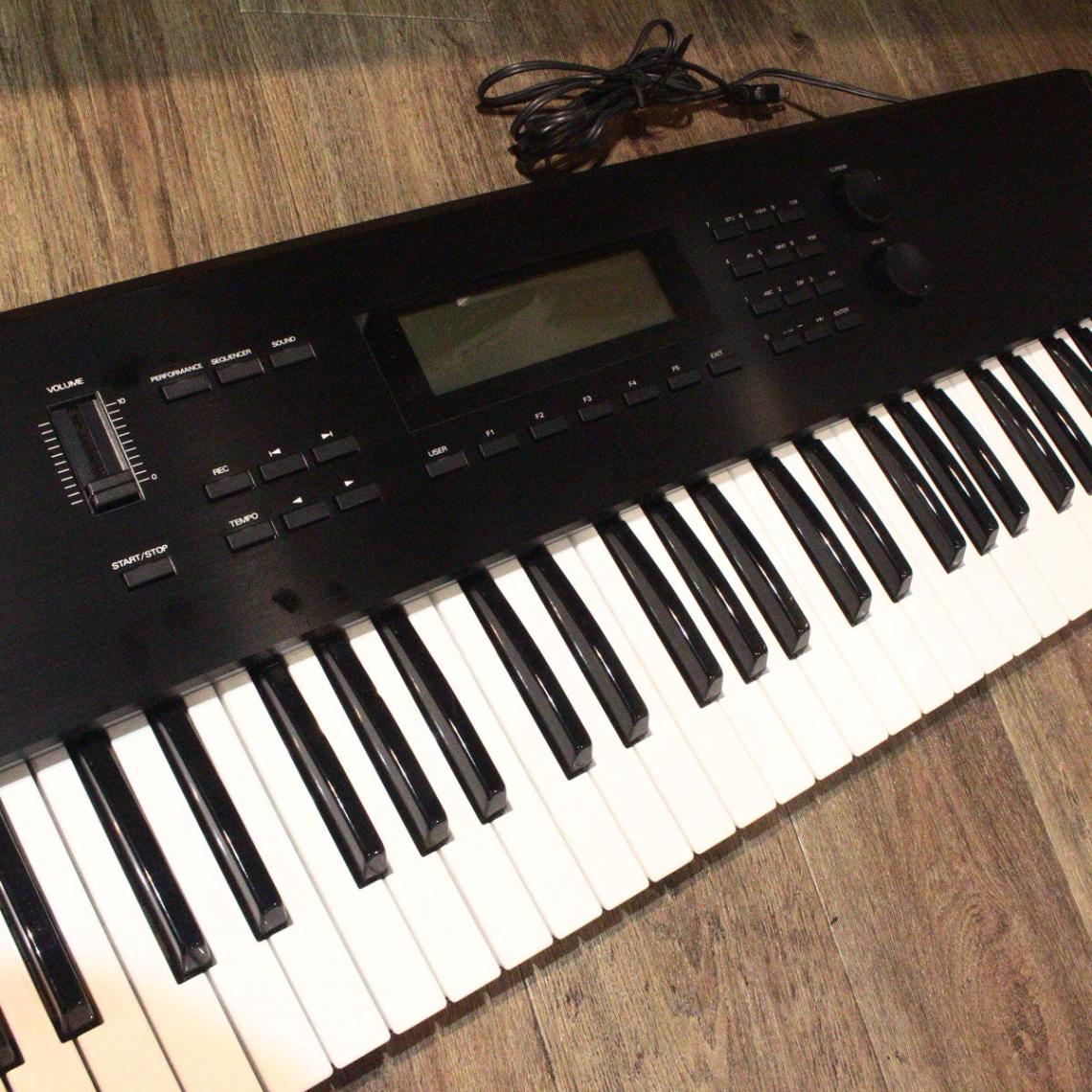 中古】ROLAND / W-30 【渋谷店】 | ～61鍵盤 | イシバシ楽器