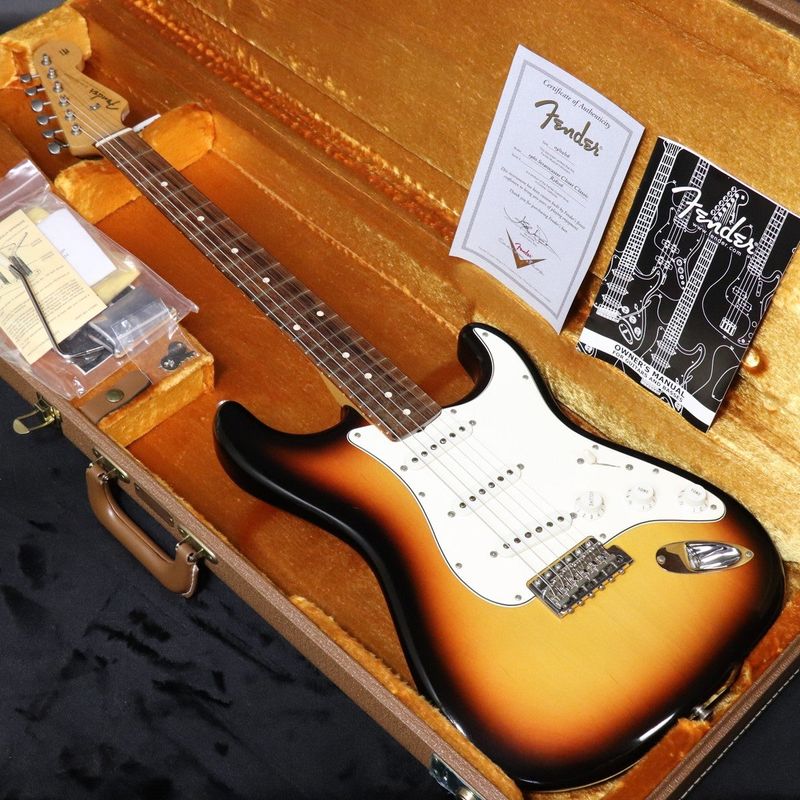 Fender (ストラトキャスタータイプ × サンバースト)の検索結果