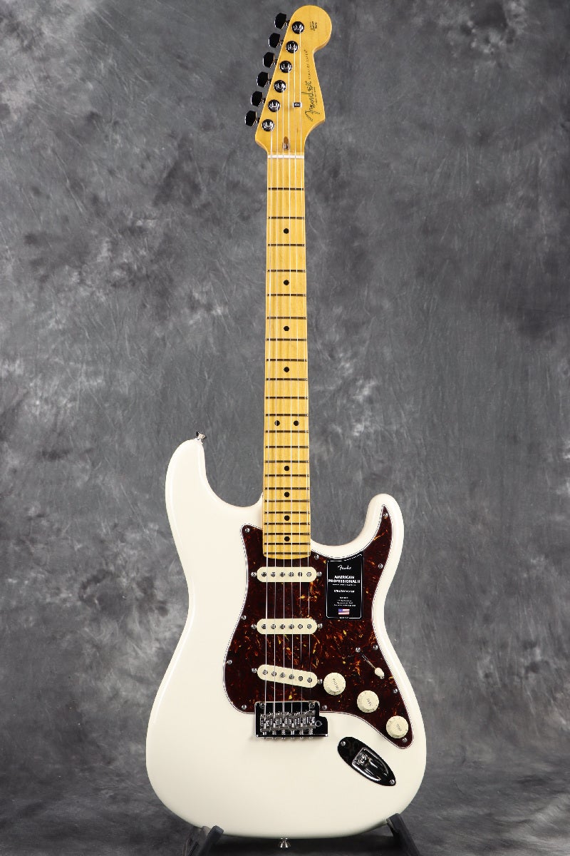 Fender/ American Professional II Stratocaster Maple Fingerboard