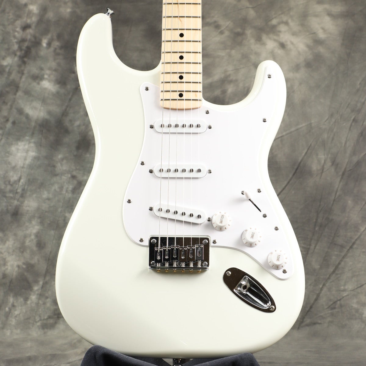 中古】Squier / Sonic Stratocaster White Pickguard Arctic White