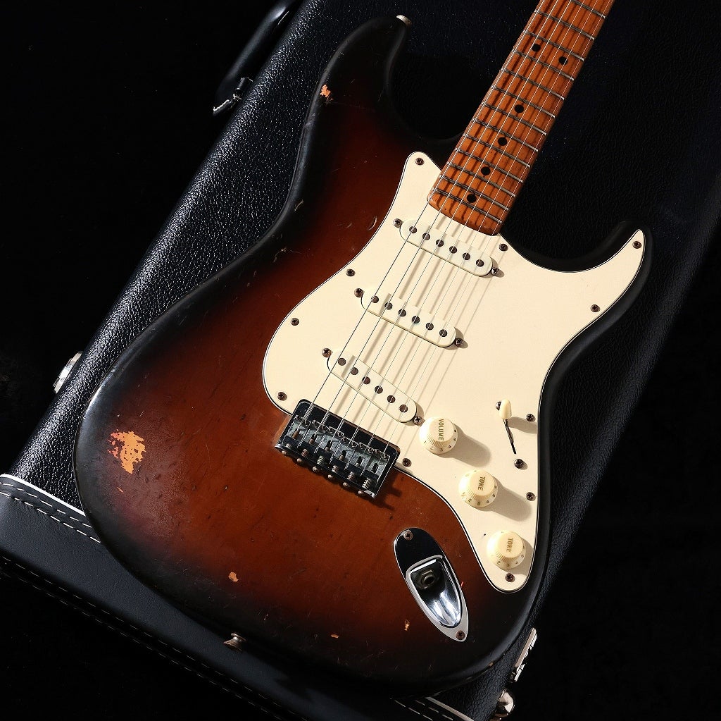 値下げします！1975年　オールドストラトキャスター サンバースト Vintage】Fender / 1975 Stratocaster Hardtail Sunburst 【御茶ノ水