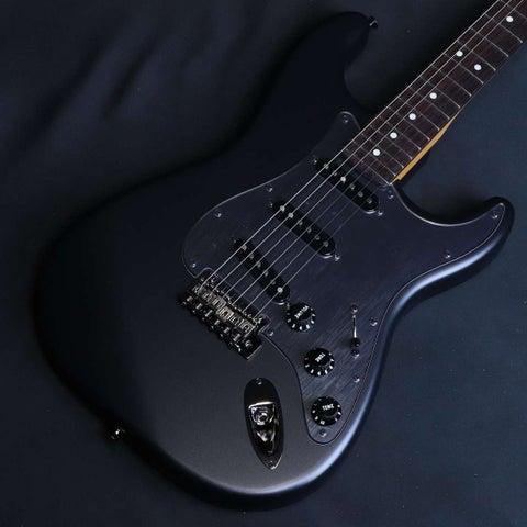 20 (ストラトキャスタータイプ × FENDER MADE IN JAPAN × メタリック