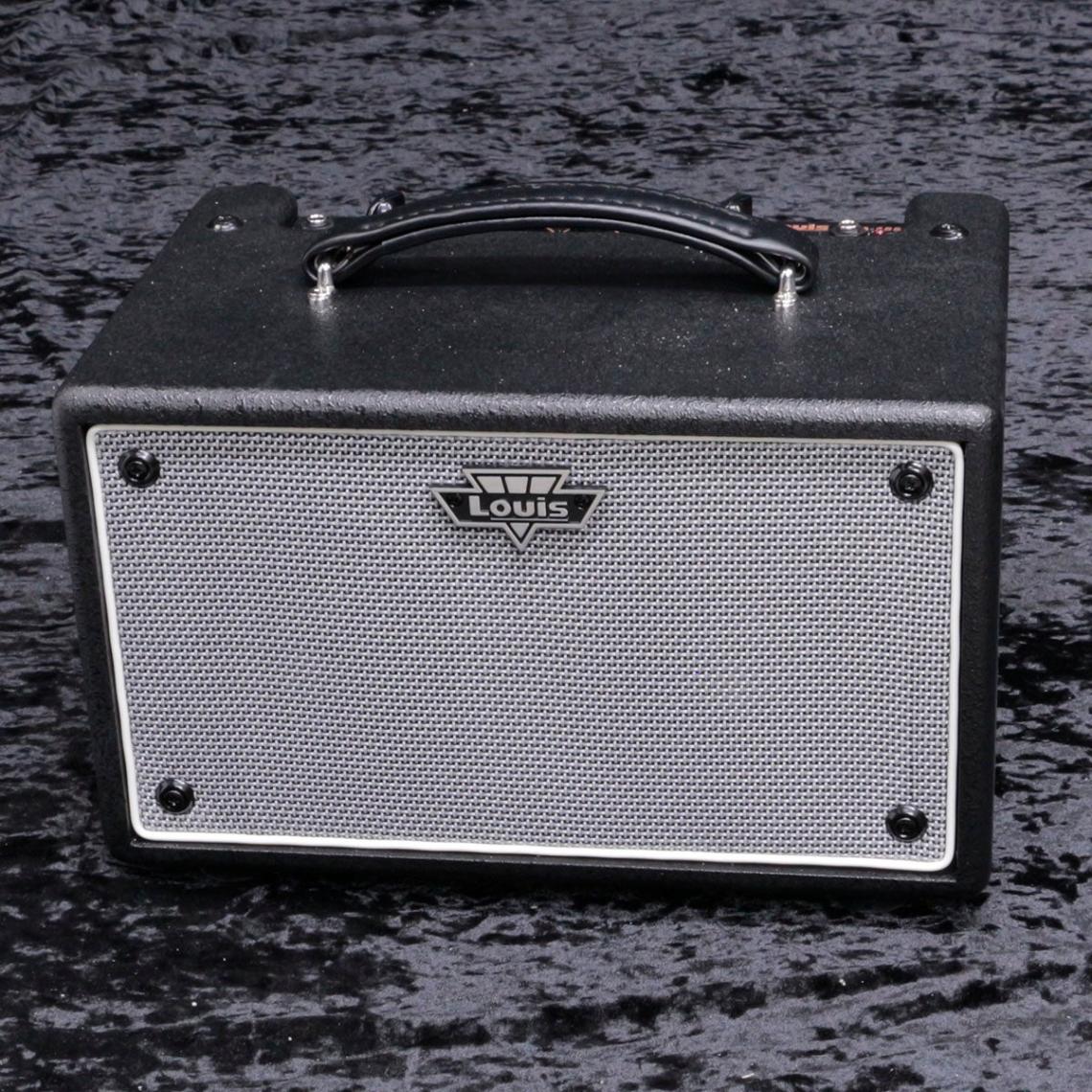 【極美品】Louis LBA-15S 高音質ベースアンプ 動作確認済 Amazon.co.jp: Louis LBA-15S ベースアンプ 15W ルイス : 楽器・音響機器