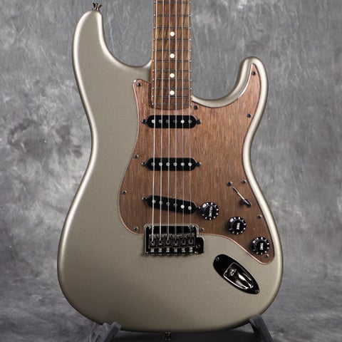20 (ストラトキャスタータイプ × FENDER MADE IN JAPAN × メタリック