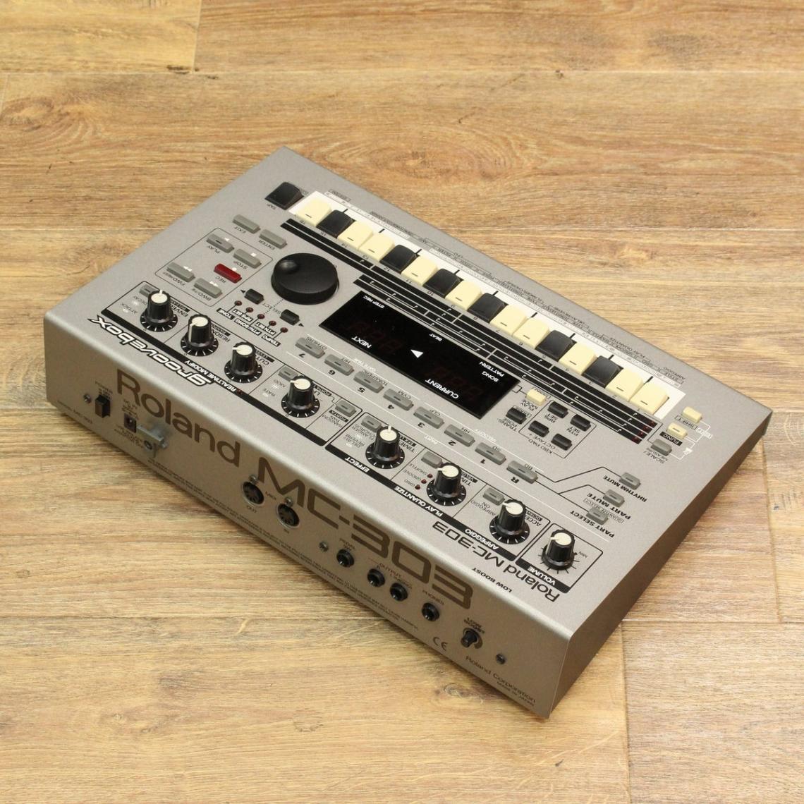 中古】 ROLAND / MC-303 【キーボードマート新宿】【新宿店】【6/8