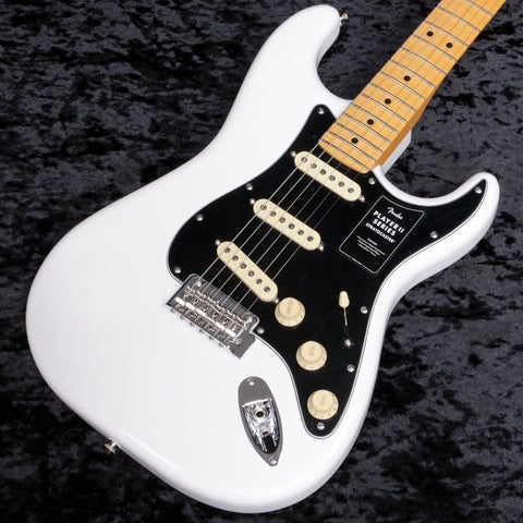 Fender / Player II Stratocaster Maple Fingerboard Polar White