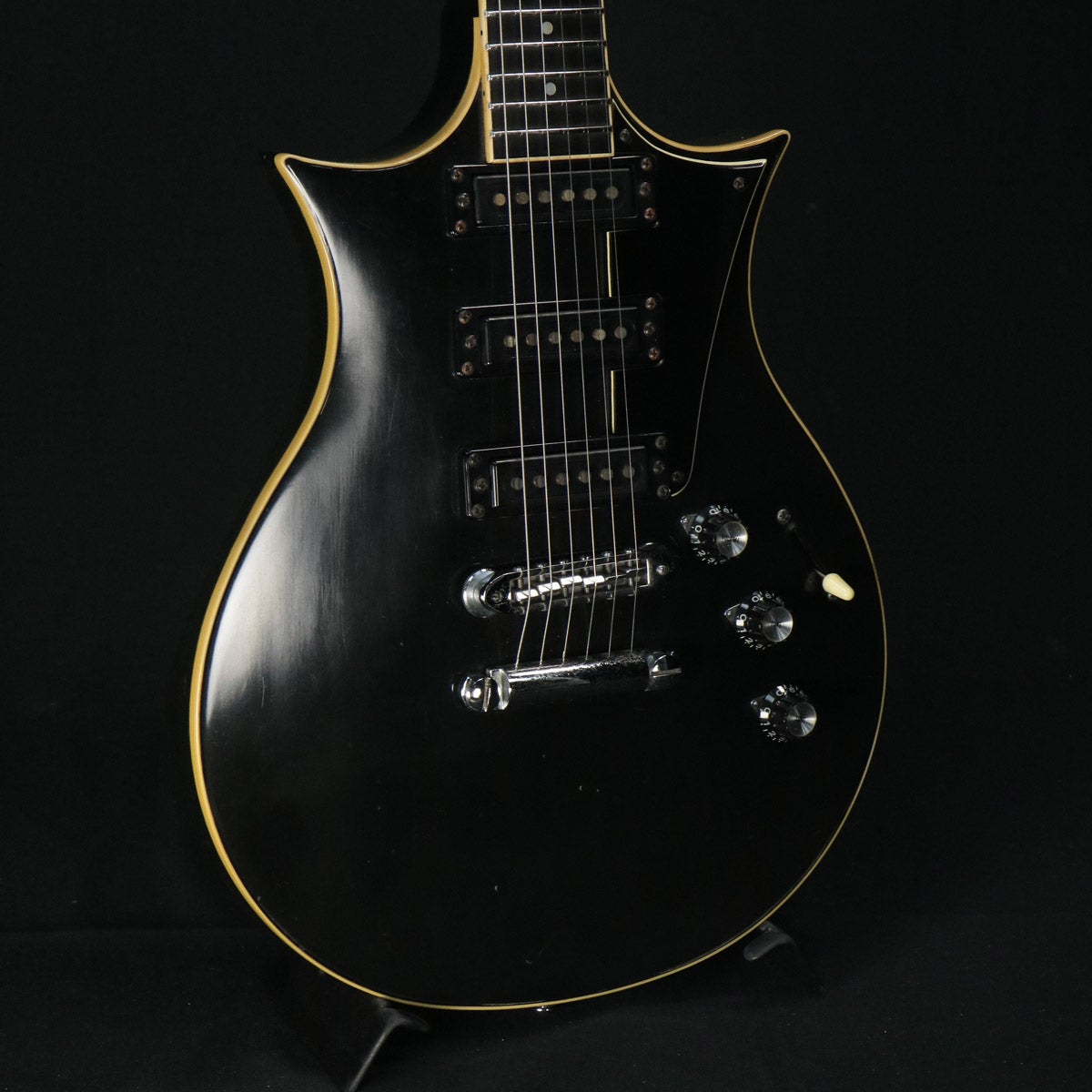 新古品
YAMAHA　ヤマハ　Pシリーズ　電子ピアノ　ブラック　P-45B ZX2S-ME-(1)｜テルワールド（NTT中古ビジネスフォン販売店）